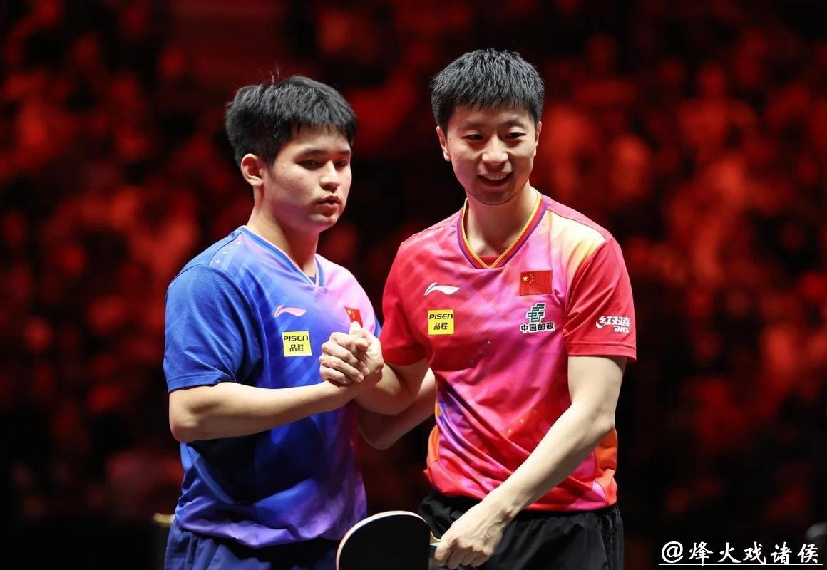 靠硬实力和反手啃下！马斯喀特赛：林诗栋3-2西多连科，晋级男单八强！